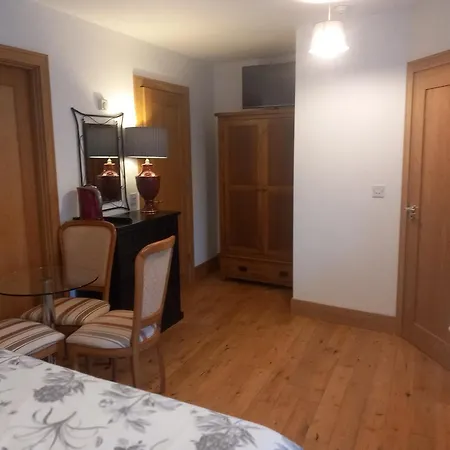Nocleg ze śniadaniem Teach Sile